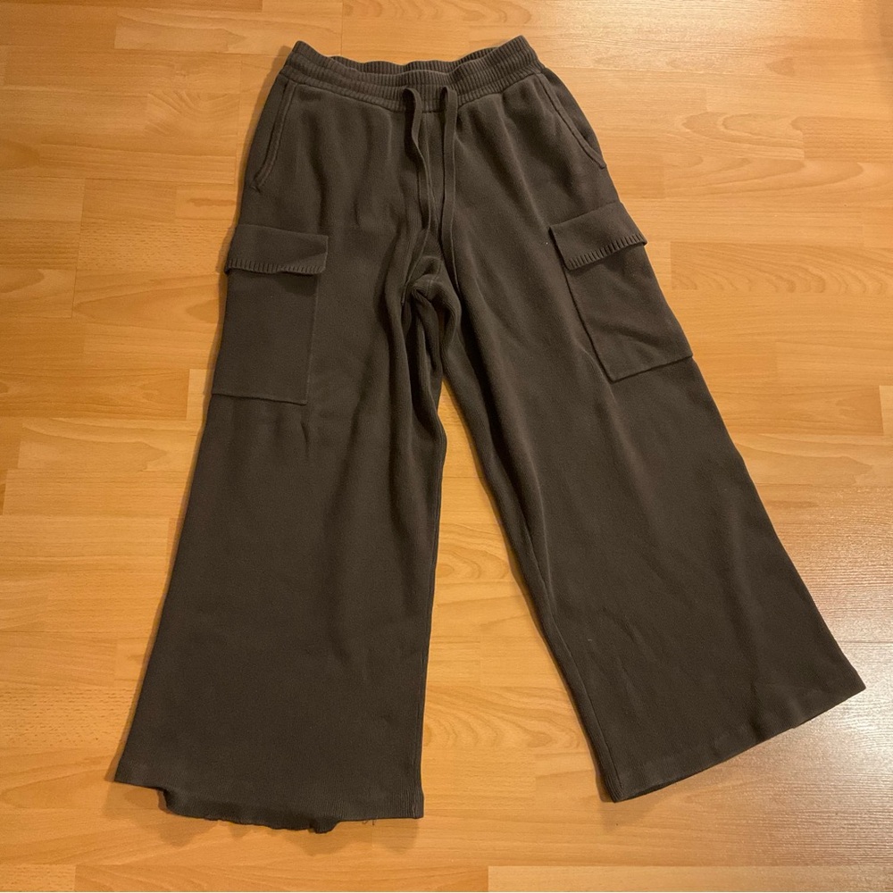 Alo Yoga Scholar Knit High-Waist Cargo Pant Expresso M - Picture 6 of 12